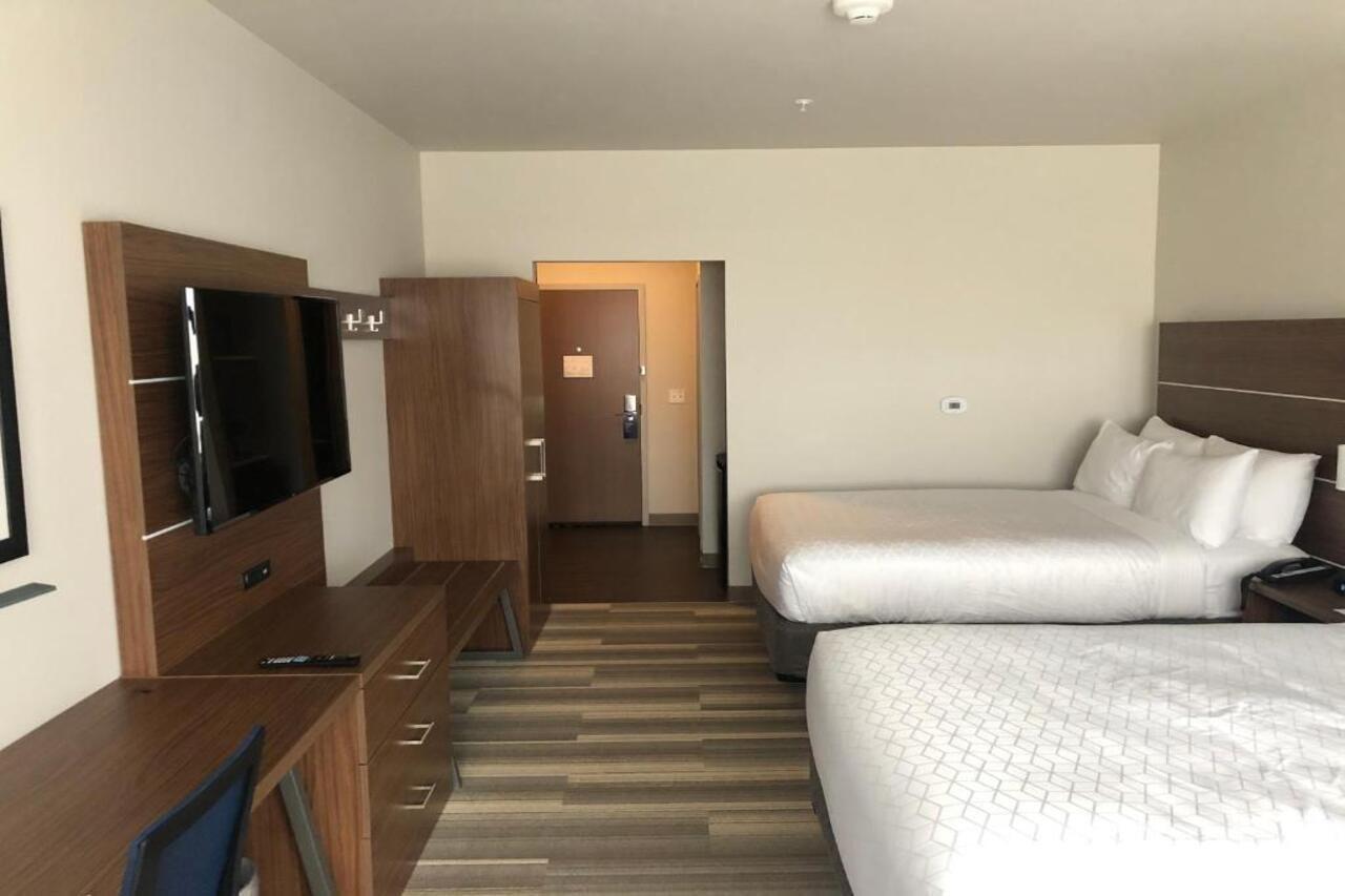 Holiday Inn Express & Suites - Madison West - Middleton By Ihg Eksteriør billede